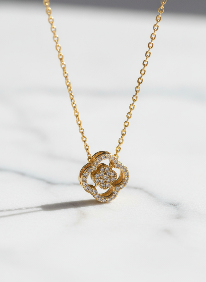 Ατσάλινο κολιέ Lucky Bloom με pavé τετράφυλλο 12mm και αλυσίδα 40+5 εκ. – So Cute by Dimi