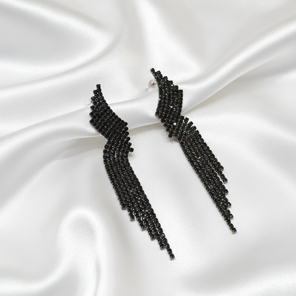 💎🕒 Holiday Night – Crystal Cascade Earrings