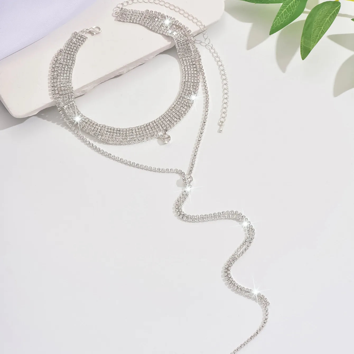 Βραδινό Y choker με κρυστάλλους σε ασημί ή μαύρο – Holiday Night Collection – So Cute by Dimi