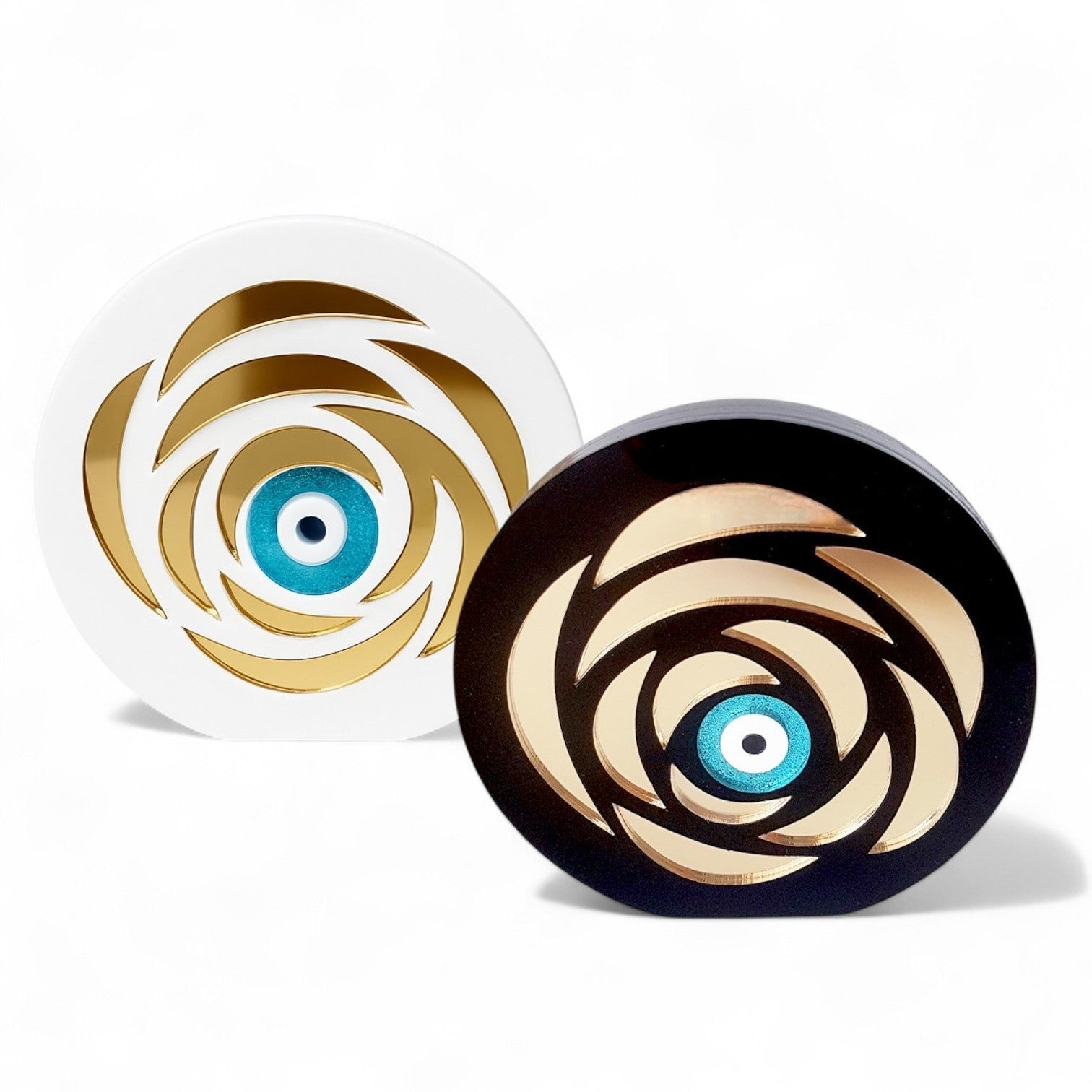 Petal Eye γούρι χονδρική, επιτραπέζιο plexiglass με μάτι & χρυσά πέταλα σε μαύρο ή λευκό – So Cute by Dimi