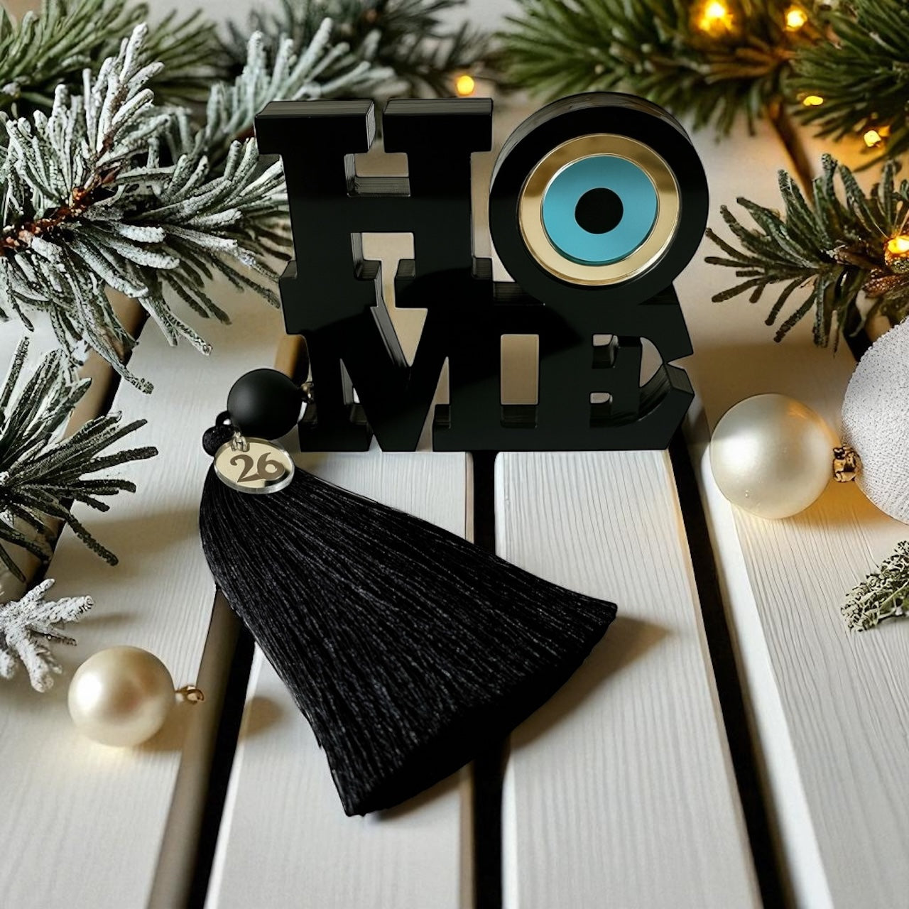 Χειροποίητο γούρι HOME με μάτι, πέρλα και φούντα – So Cute by Dimi Wholesale