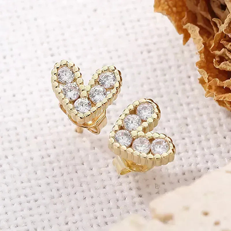 Fashion Heart Shape Inlay Copper Zircon 18k Gold Plated Ear Studs