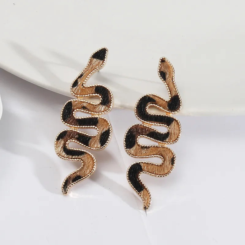 Vintage Style Snake Alloy Inlay Pu Shell Women's Ear Studs, pack of 2 pieces