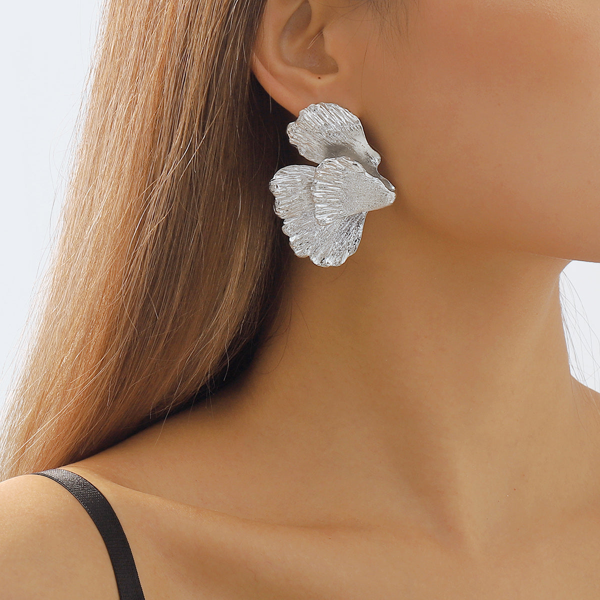 Sexy Novelty Ginkgo Leaf Alloy Irregular Women's Ear Studs