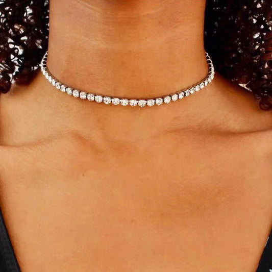 Sexy Shiny Geometric Women'S Necklace with Rhinestones