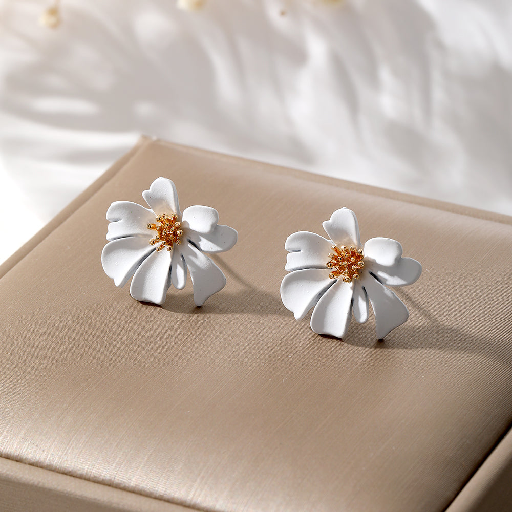 Lady Pastoral Petal Flowers Alloy Gold Plated Ear Studs