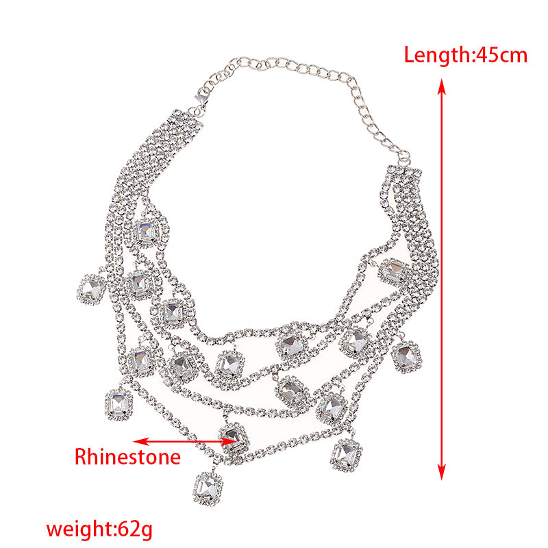 Elegant Shiny Irregular Rhinestones Necklace