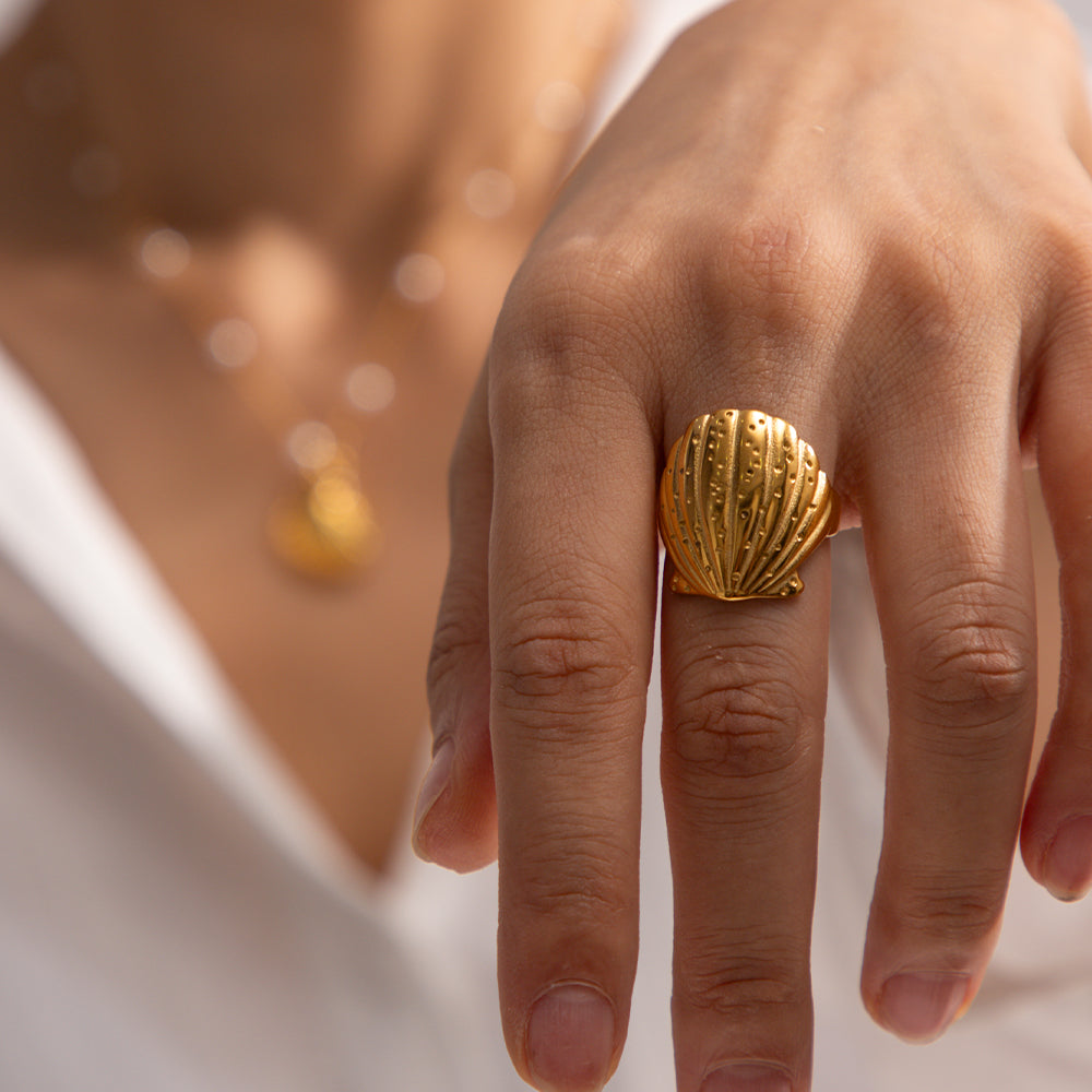 IG Style δαχτυλίδι σε σχήμα κοχυλιού από επιχρυσωμένο 18Κ ατσάλι 