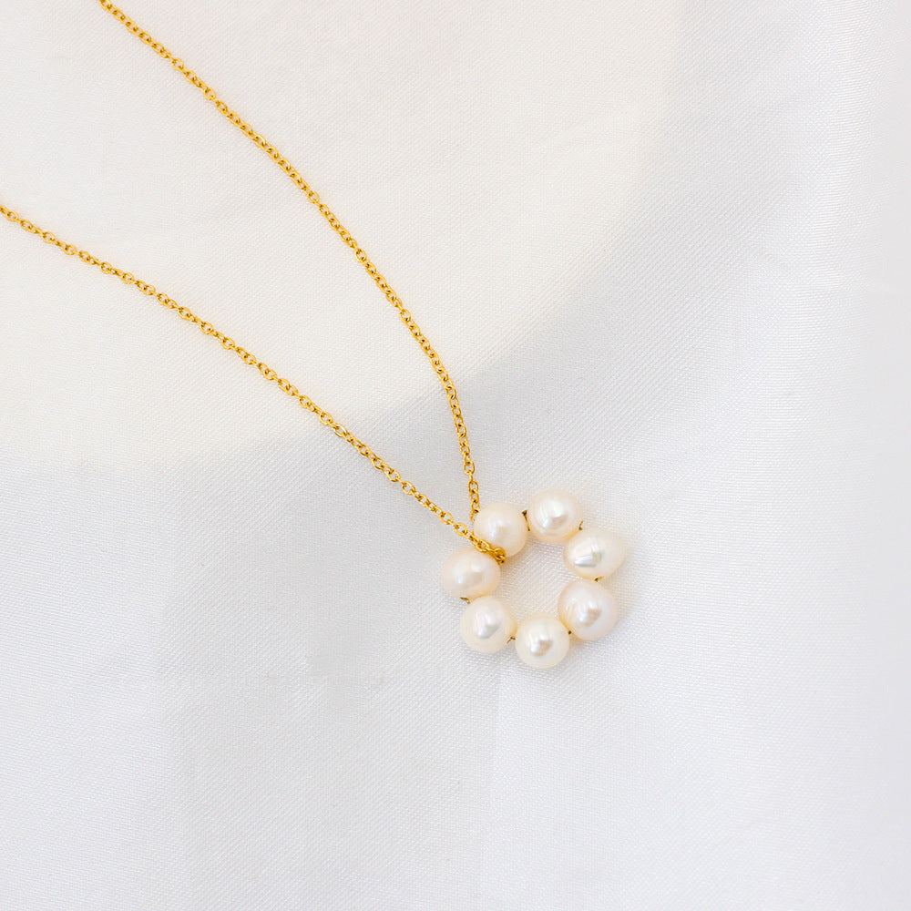 Sweet Stainless Steel Pendant with Pearl Flower motif