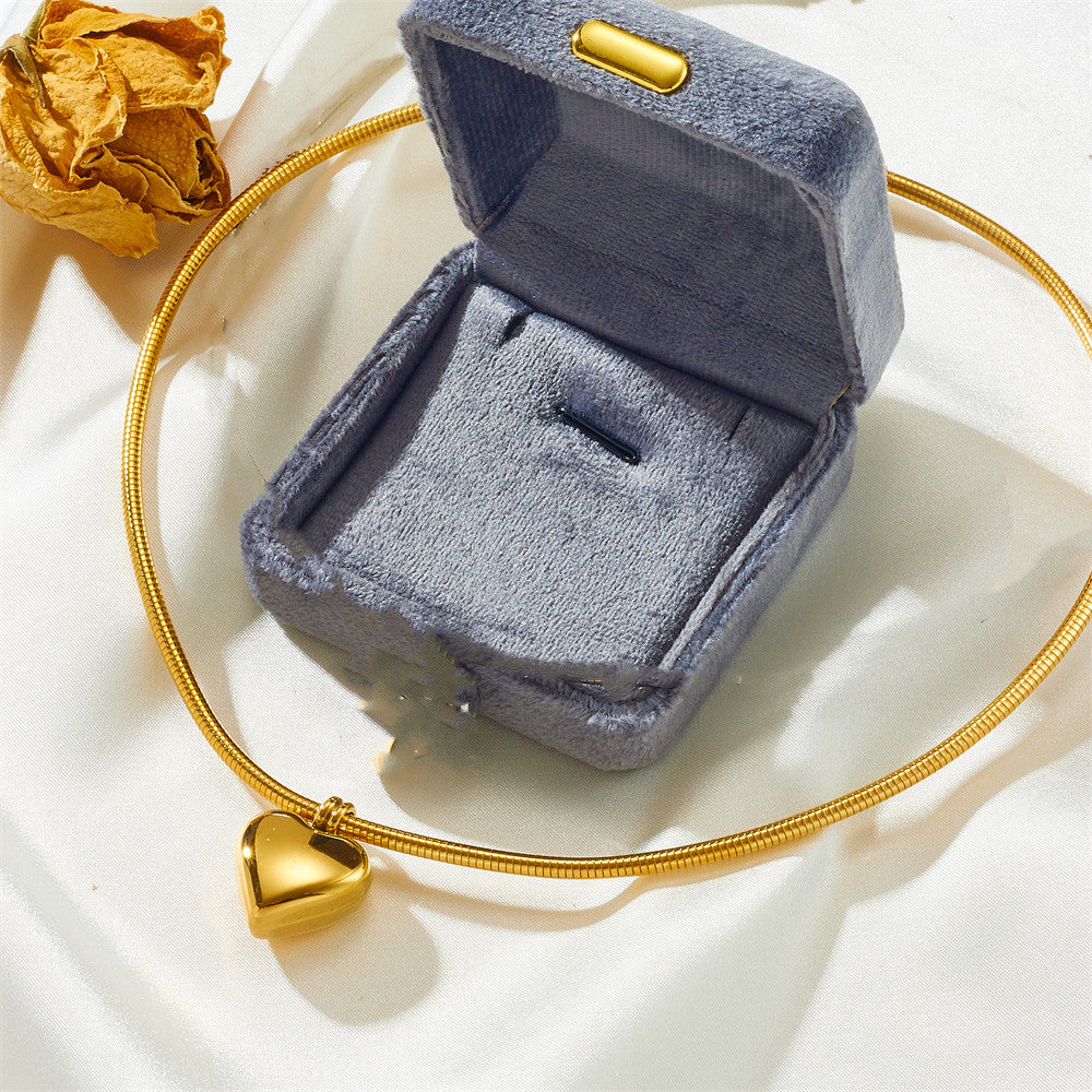 IG Style Elegant Simple Style Heart Shape Titanium Steel Plating 18K Gold Plated Choker