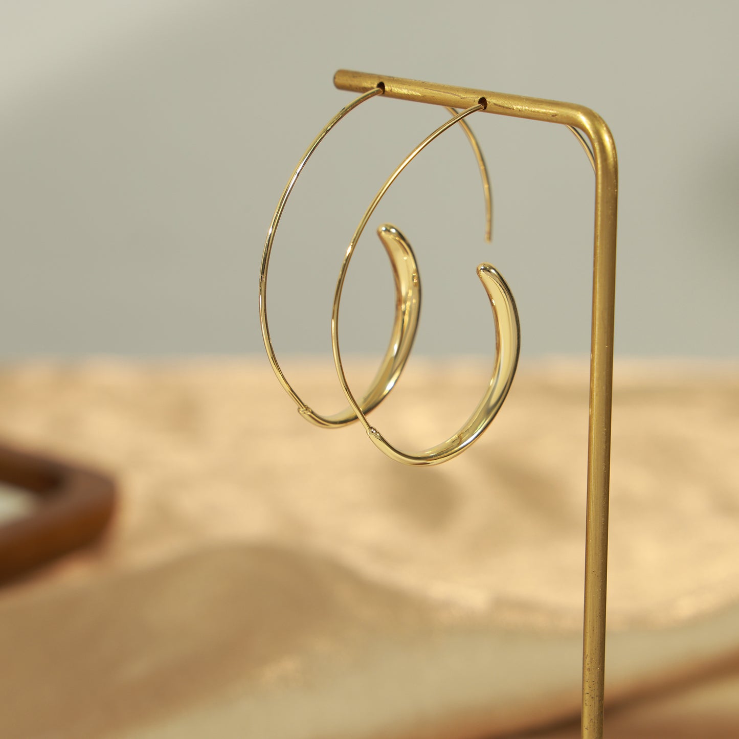 Artistic σκουλαρίκια σε γεωμετρικό στυλ από επιχρυσωμένο 18Κ χαλκό