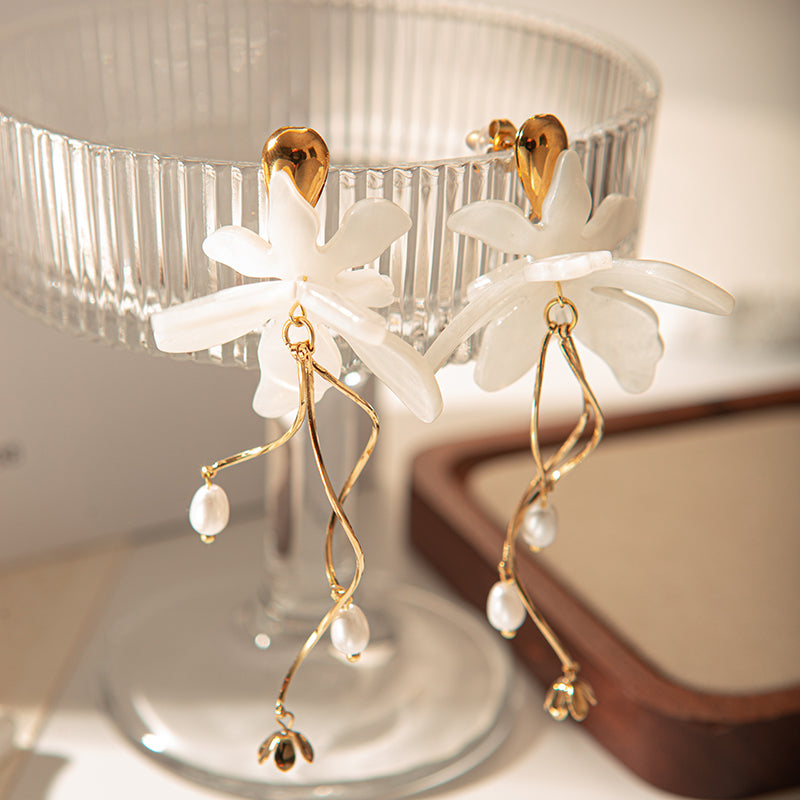 Elegant Sweet Flower Plating Stainless Steel Arylic Gold Plated Drop Earrings