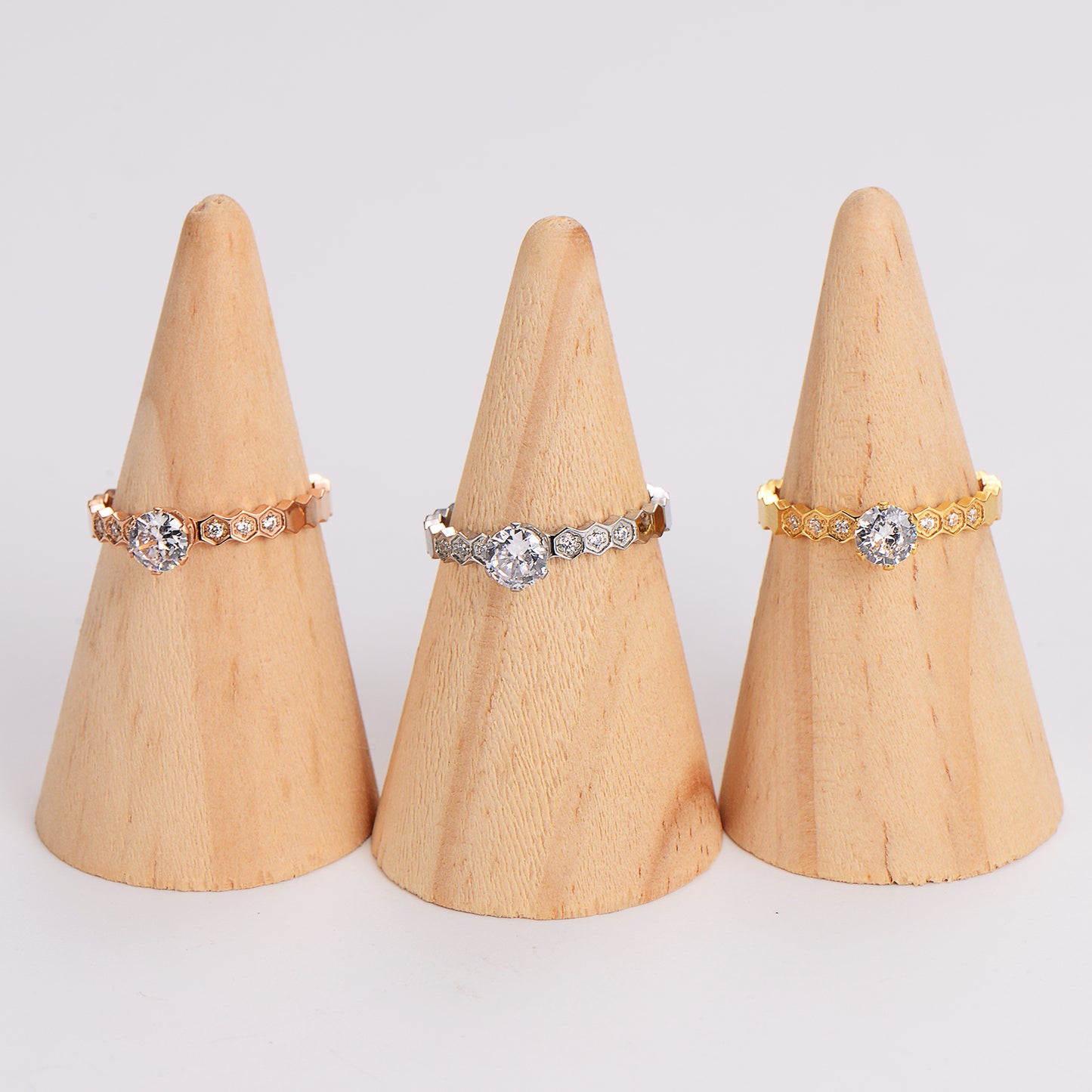 304 Stainless Steel Simple Style Classic Style Plating Inlay Solid Color Zircon Rings