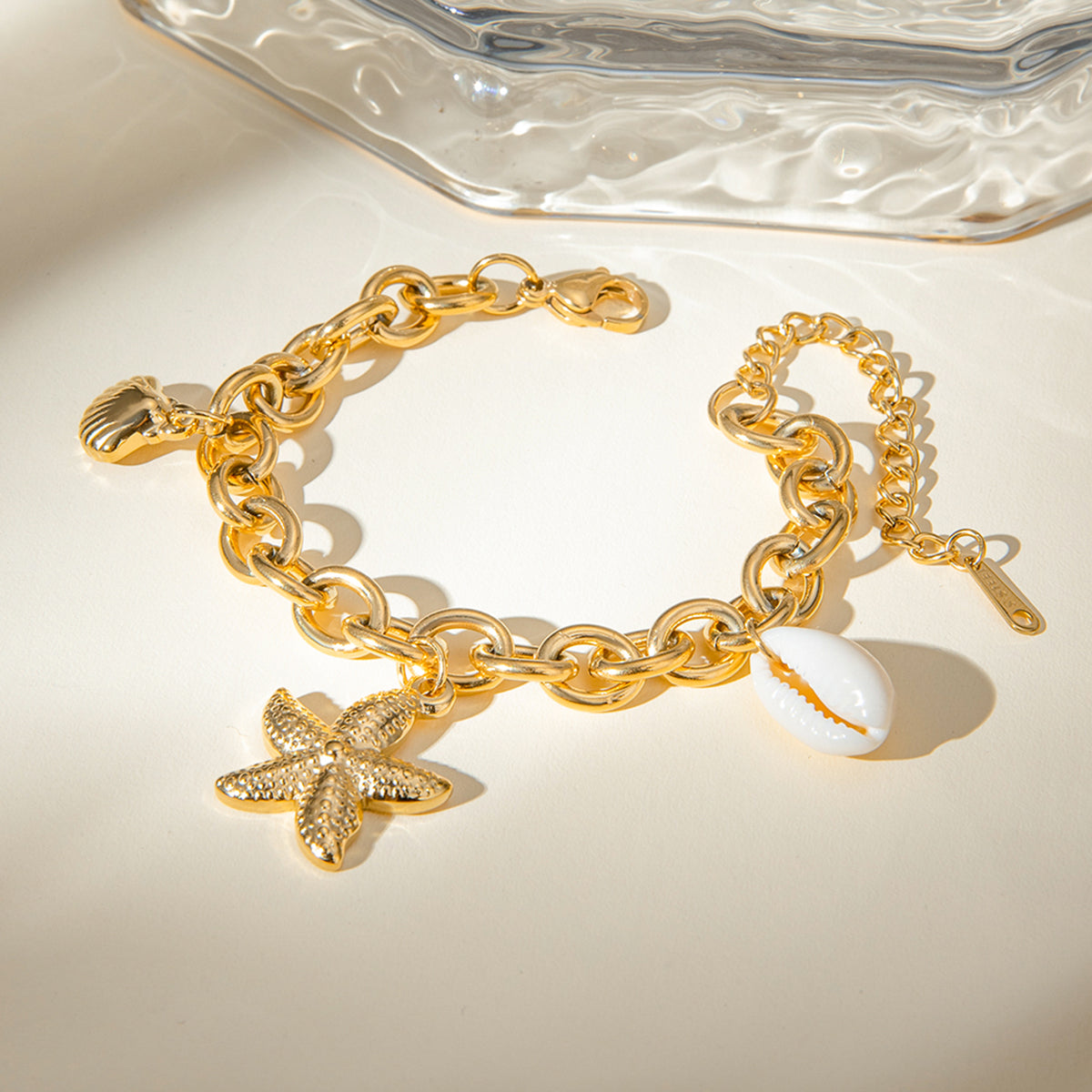 Basic Vacation Classic Style Starfish Shell 304 Stainless Steel 18K Gold Plated Bracelets In Bulk