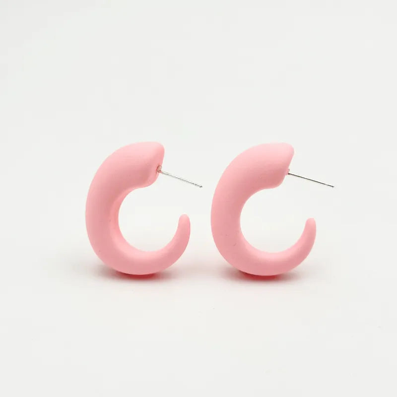 Sweet C Shape Geometric Arylic Ear Studs, pack of 2 pieces