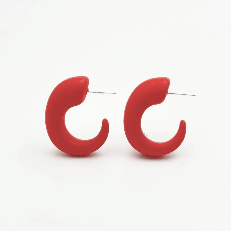 Sweet C Shape Geometric Arylic Ear Studs, pack of 2 pieces