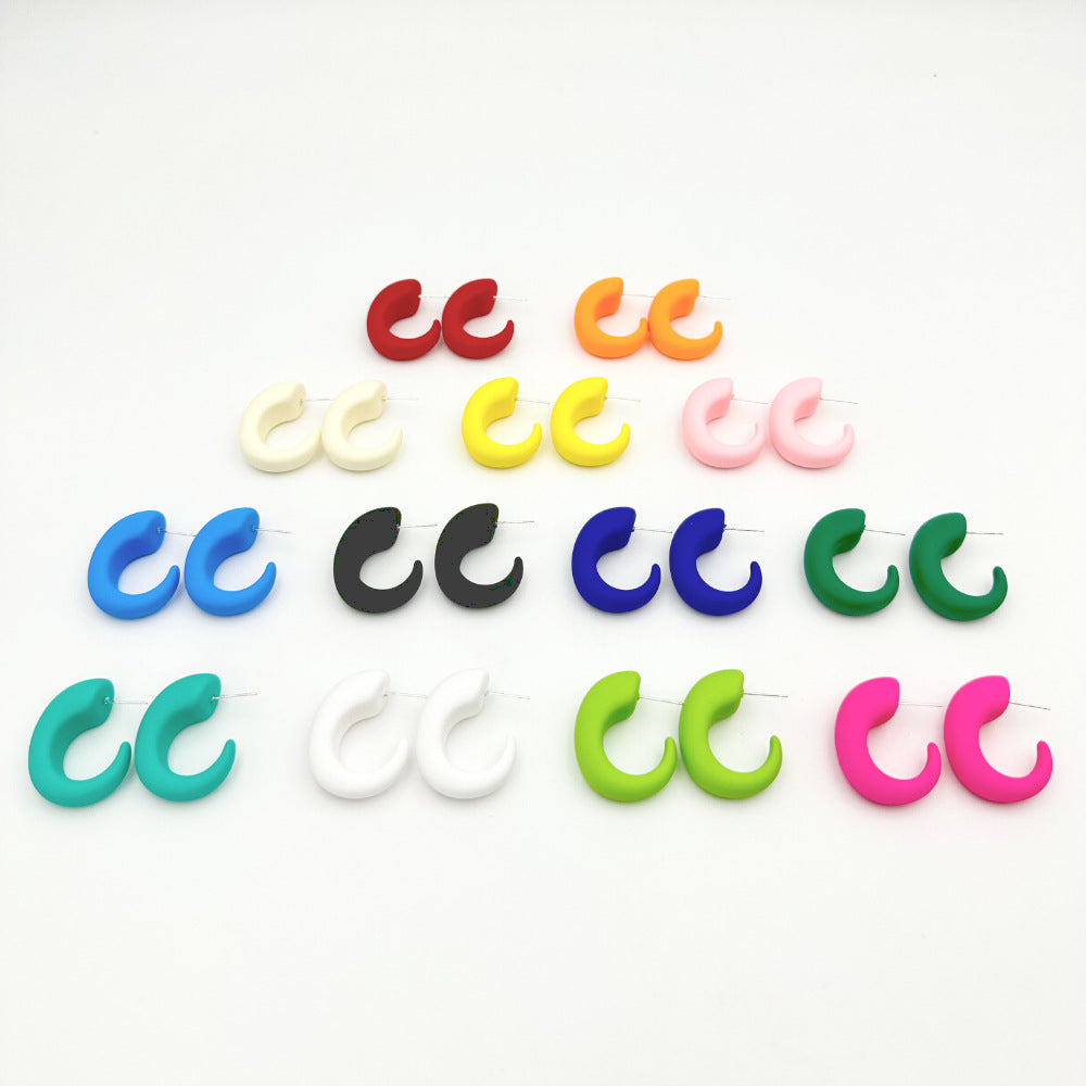 Sweet C Shape Geometric Arylic Ear Studs, pack of 2 pieces