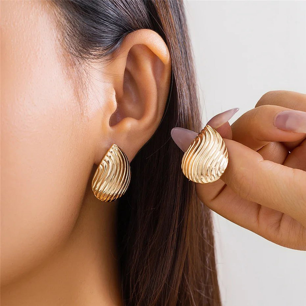 Sweet Water Droplets Shell 304 Stainless Steel 18K Gold Plated Ear Studs