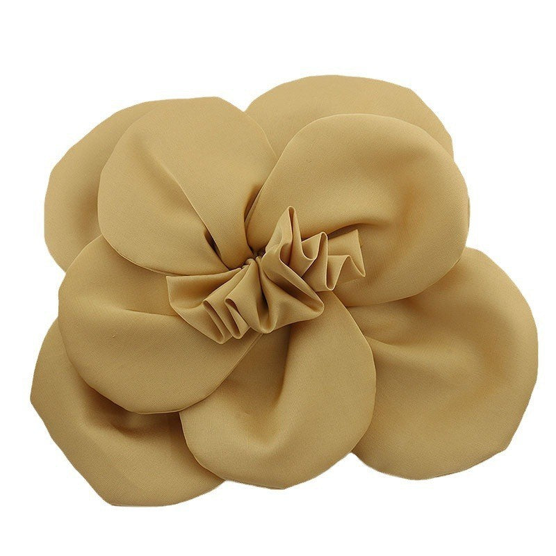 Elegant Flower Ribbon Women's Brooches