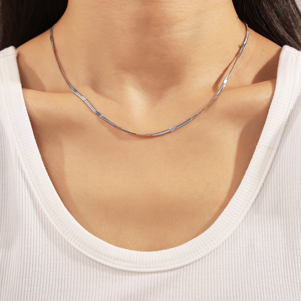 Modern Style Simple Style Solid Color Titanium Steel Necklace