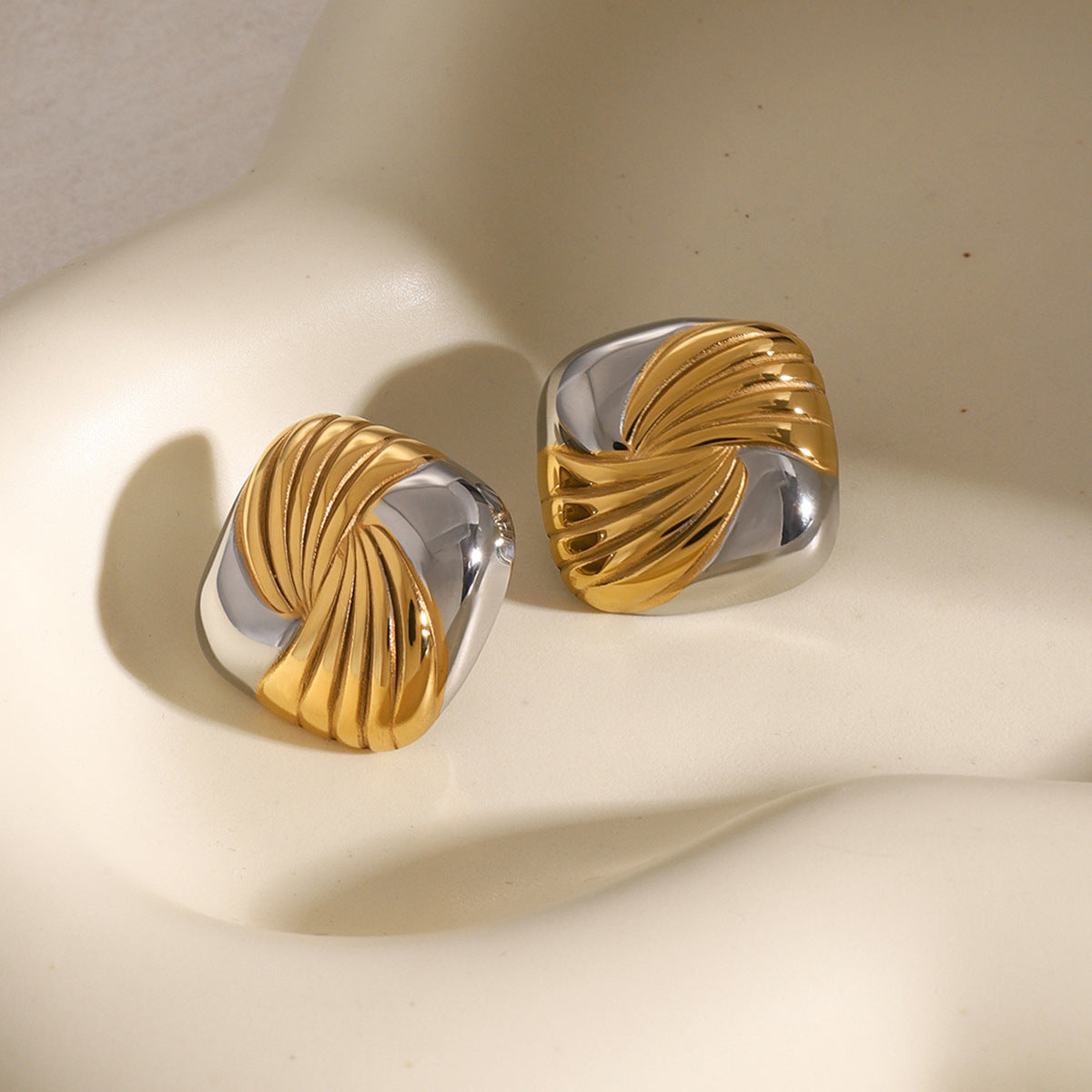 Two Tones Geometric Plating 304 Stainless Steel Ear Studs