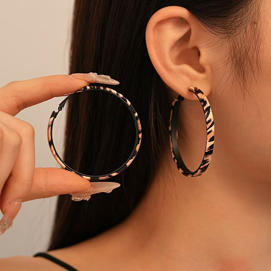 Elegant Vintage Style Leopard Pu Leather Zinc Alloy Earrings