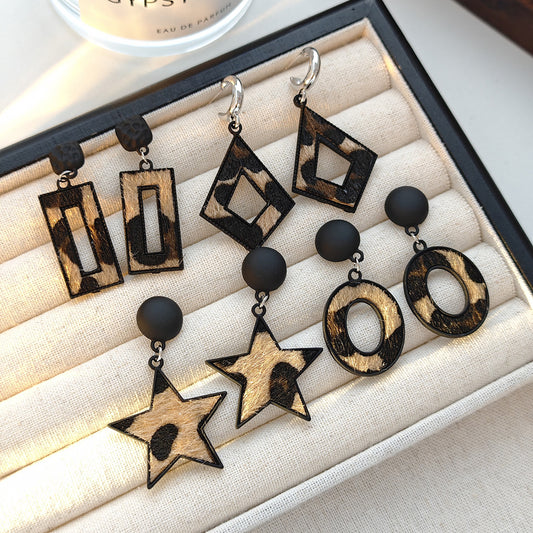 Retro Geometric Hollow Out Alloy Drop Earrings