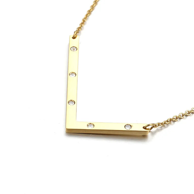 Titanium Steel 18K Gold Plated Fashion Diamond Letter Necklace