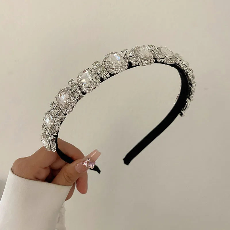 Baroque Alloy Headband with Full Diamond Rhinestones