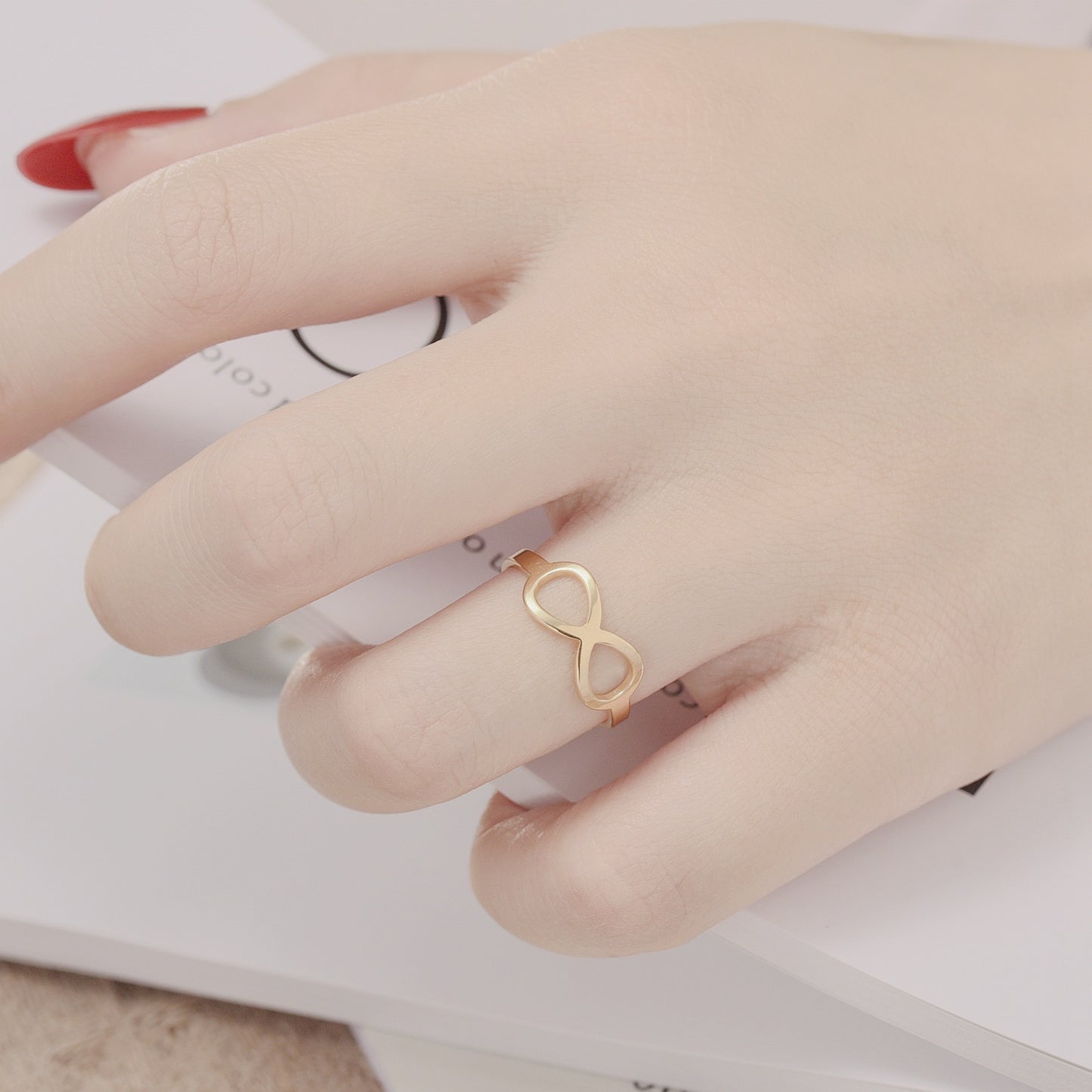 Fashion New 8-character Bow Titanium Steel 24k Gold Couple Ring