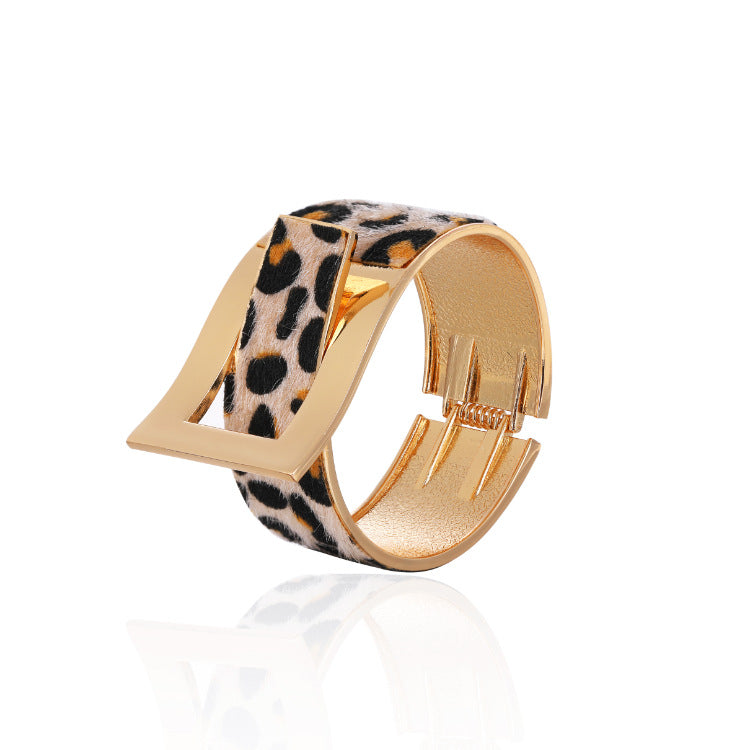 Leopard Leather Magnetic Bracelet