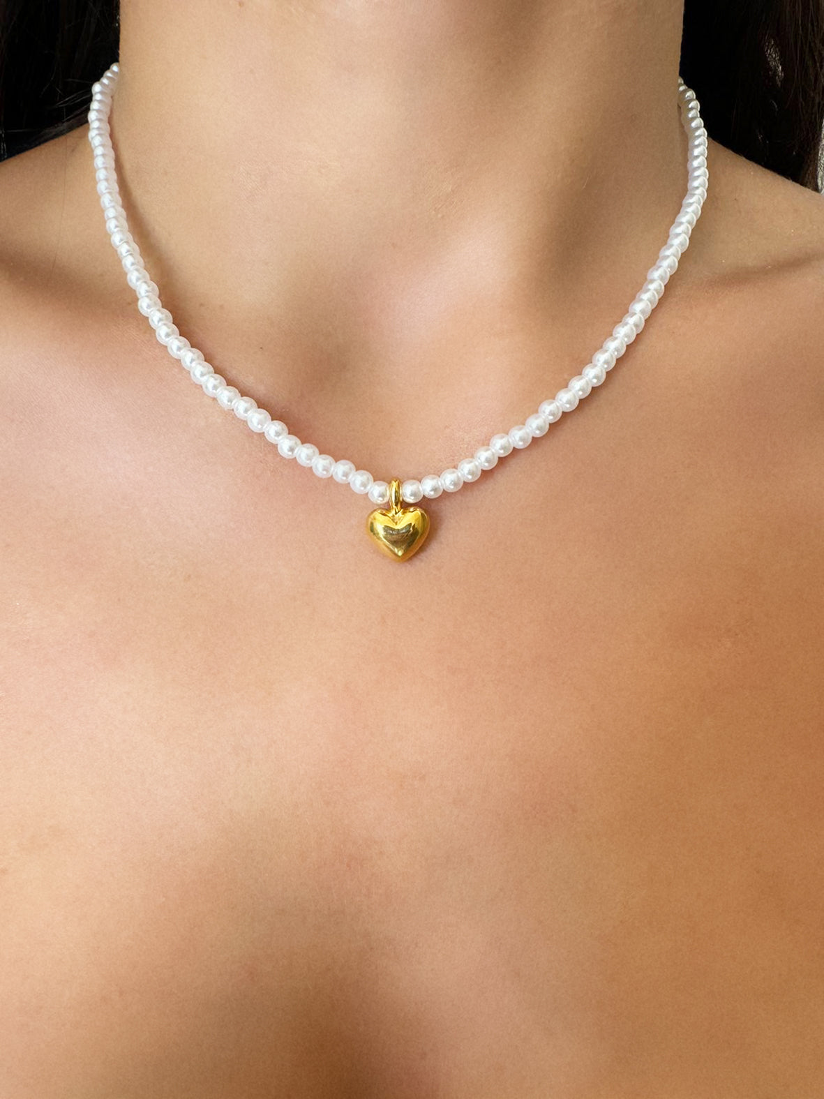 LITTLE HEART PEARL NECKLACE