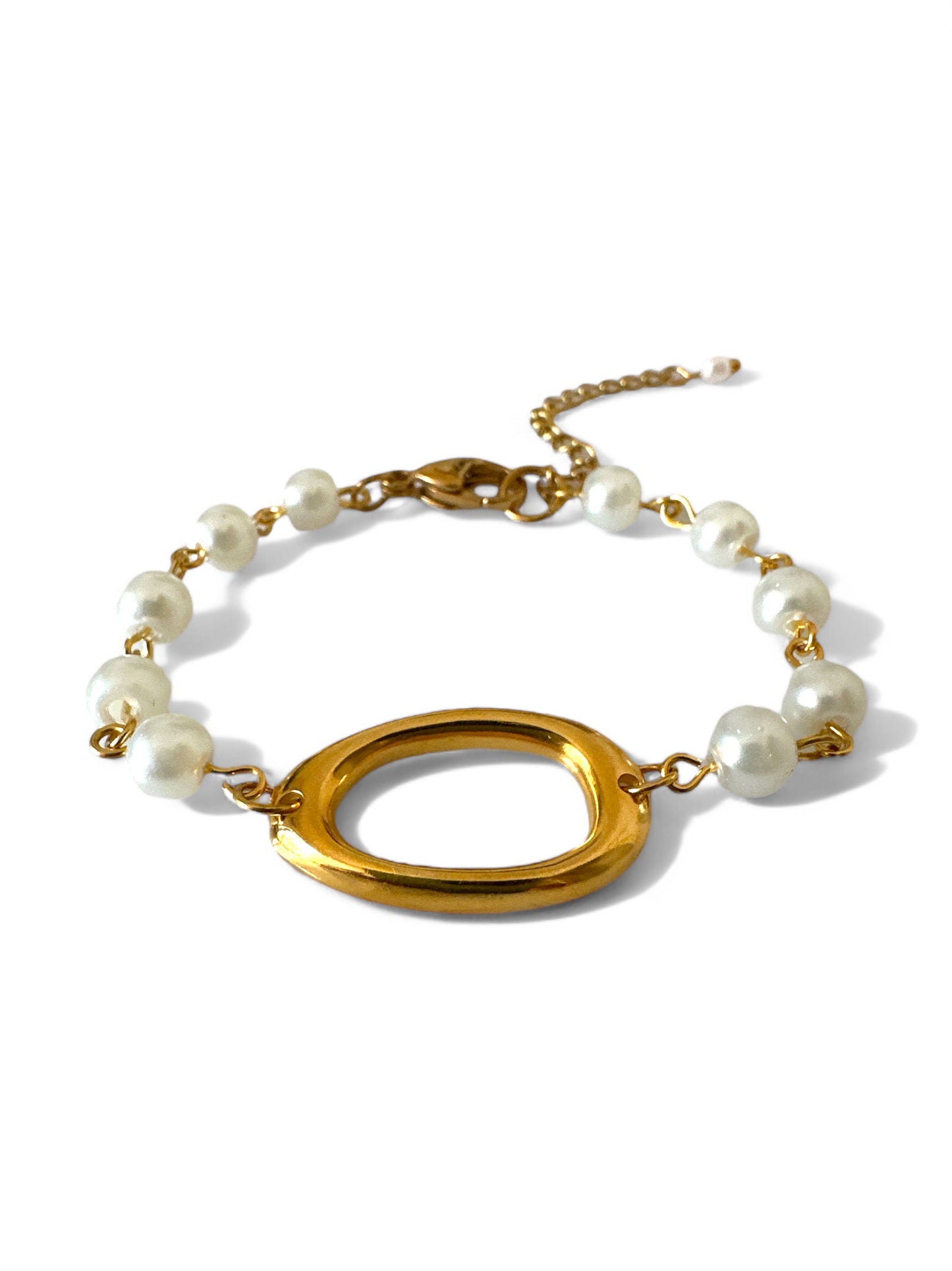 Χειροποίητο βραχιόλι με πέρλες και οβάλ επίχρυσο μοτίφ – Isadora Bracelet – So Cute by Dimi