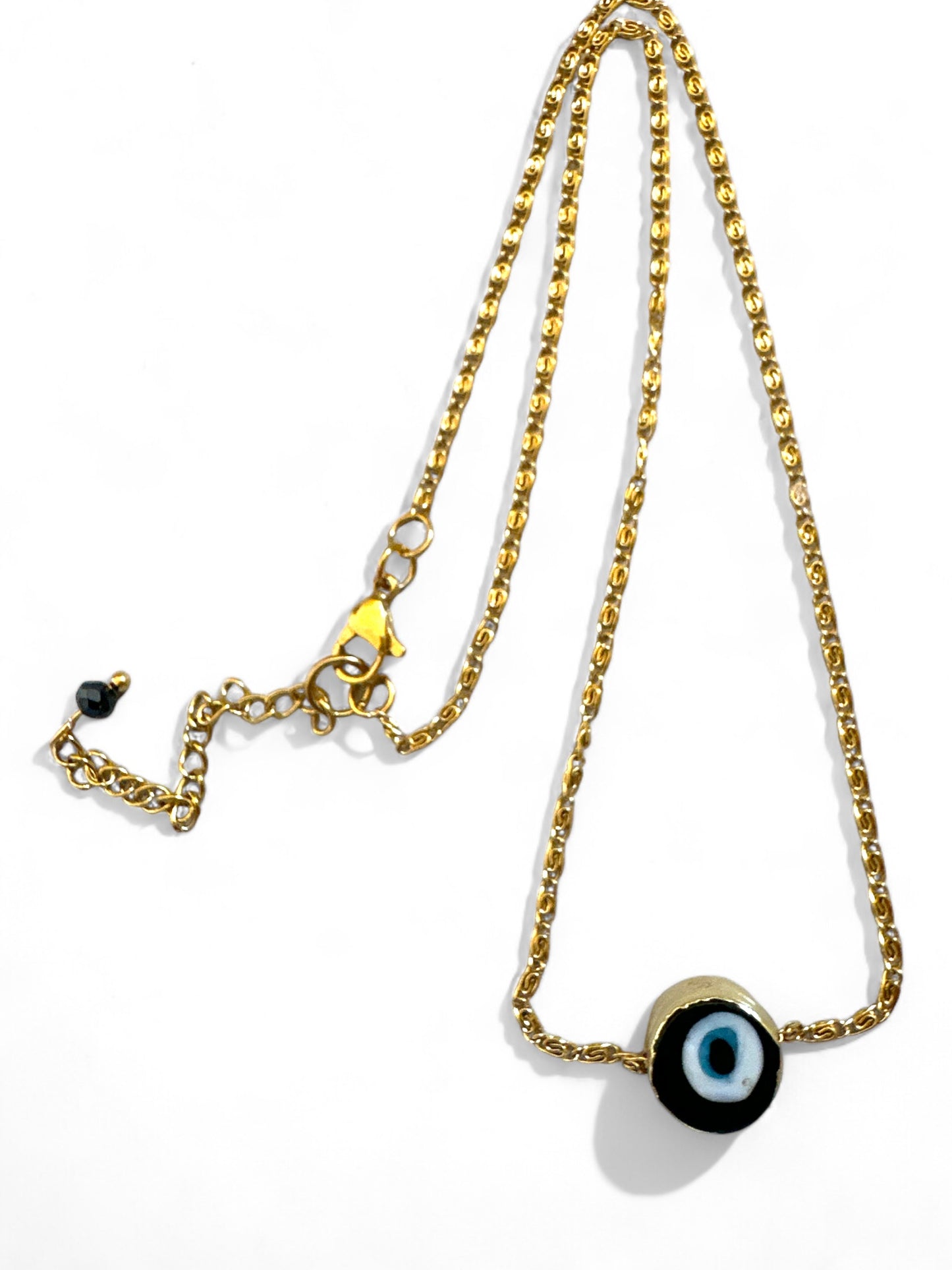 ROUND EYE NECKLACE