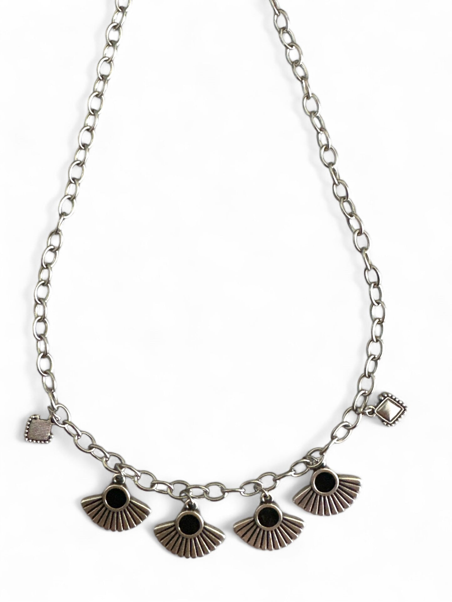 FANORA NECKLACE