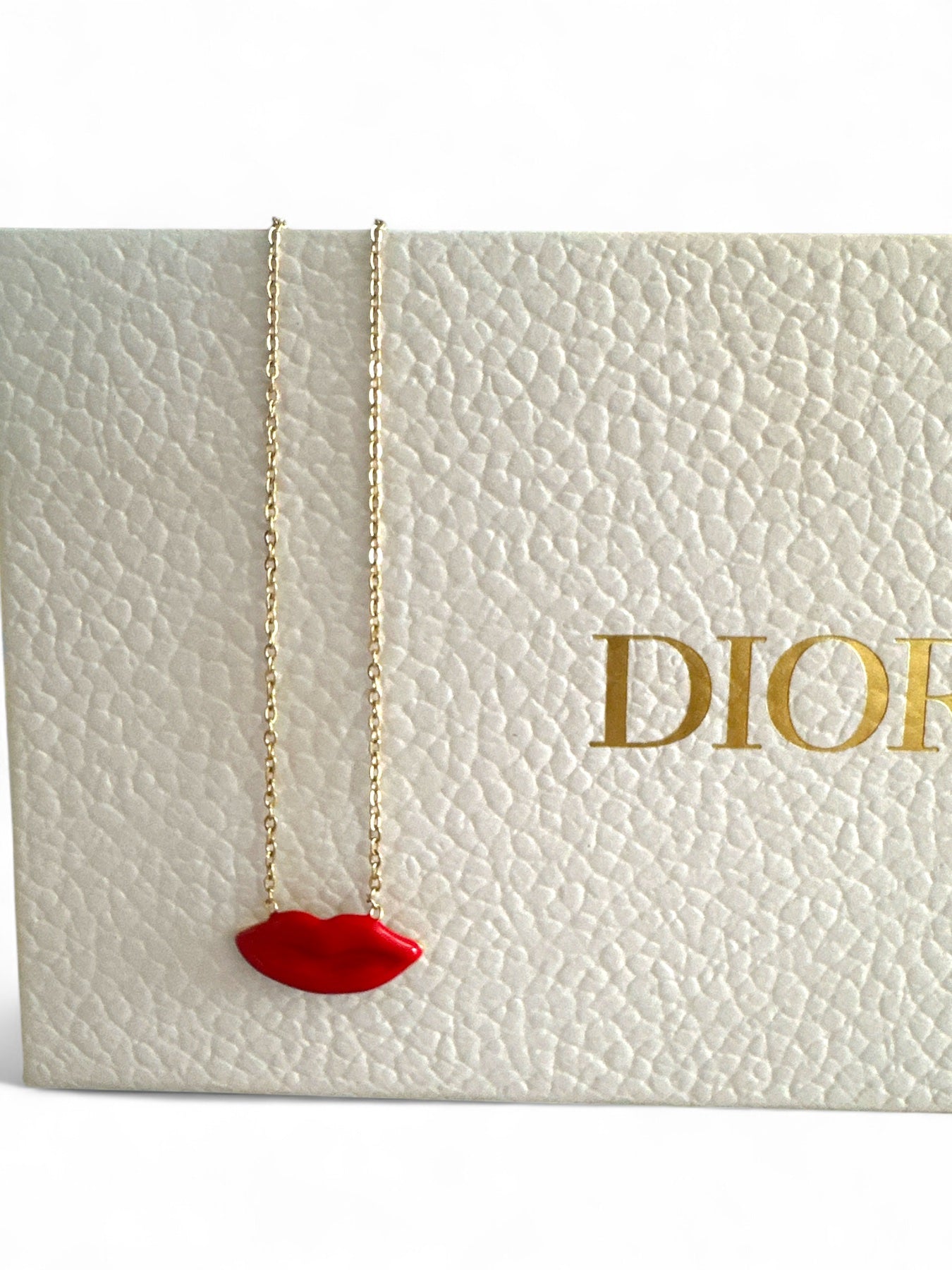 ⚡🚚 Kiss Me Lips Necklace