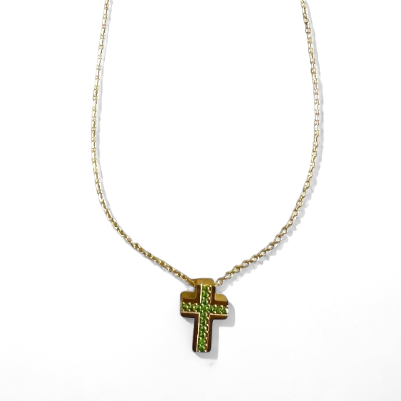 Emerald Cross ατσάλινο κολιέ με μίνι σταυρό και πράσινα ζιργκόν – Χονδρική So Cute by Dimi