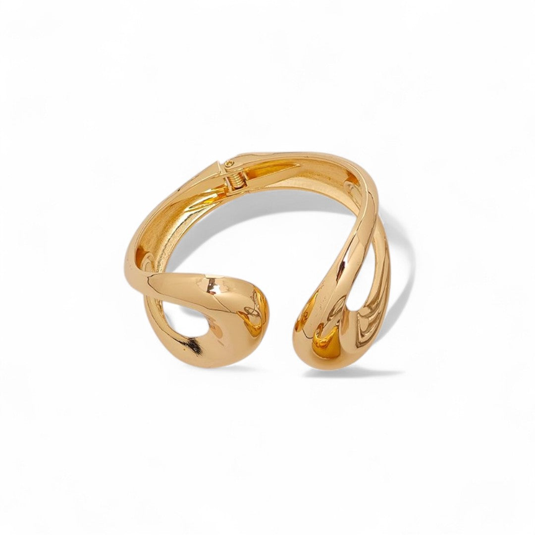 Sculptural twisted cuff bracelet σε χρυσό, ασημί & δίχρωμο – wholesale So Cute by Dimi