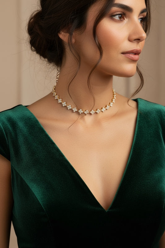 ⚡🚚 Crystal Cross Choker – Ατσάλινο Κολιέ με Σταυρούς Ζιργκόν