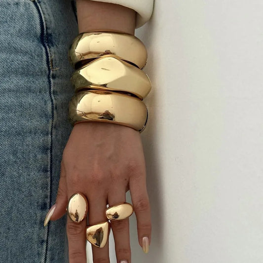 CATHY BANGLE