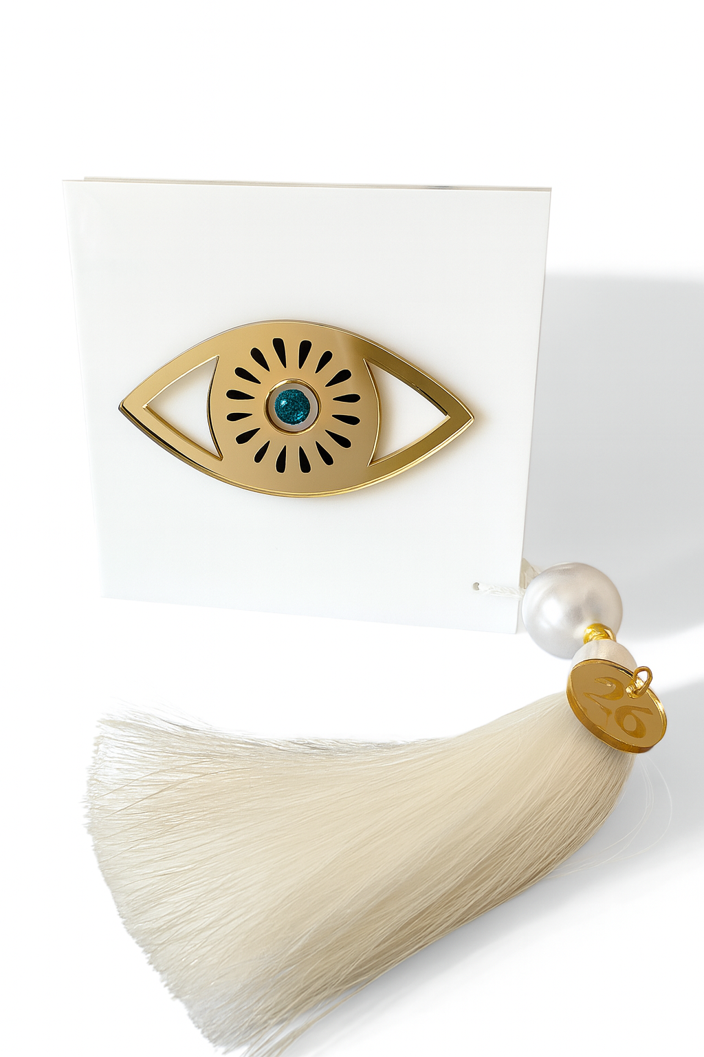 Χειροποίητο γούρι μάτι λευκό-χρυσό με πέρλα και φούντα – So Cute by Dimi Wholesale