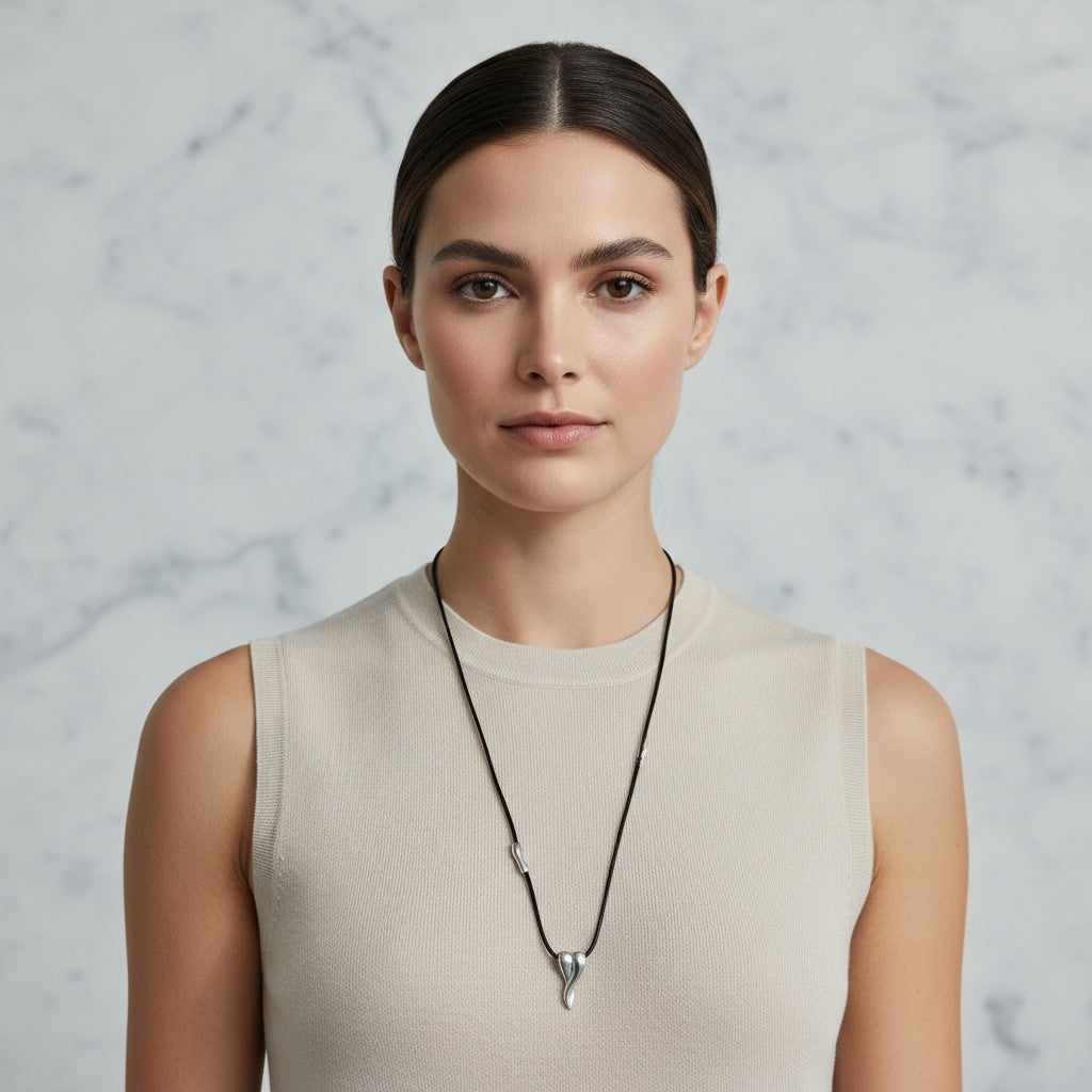 Κολιέ Melted Heart από ατσάλι σε χρυσό, ασημί και δίχρωμο με μαύρο κορδόνι, χονδρική So Cute by Dimi