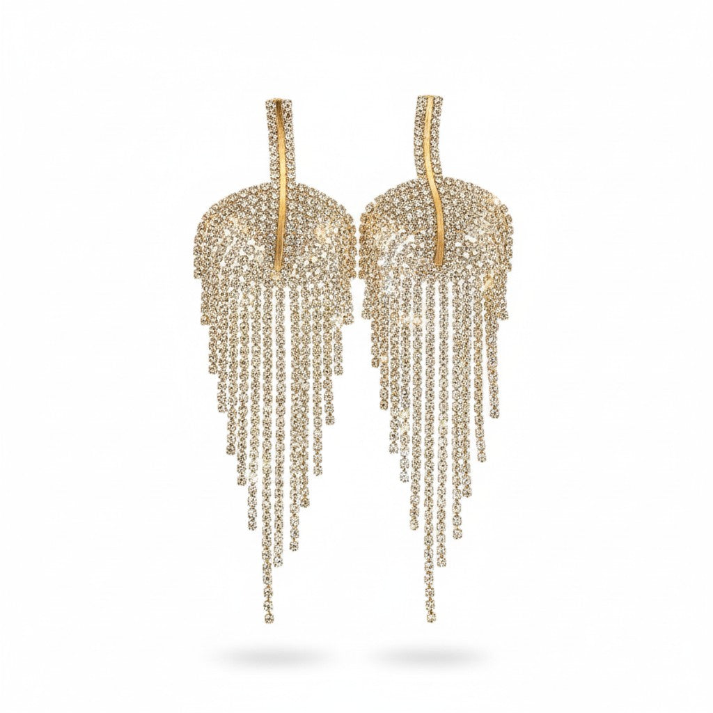 Χρυσά μακριά statement σκουλαρίκια με κρυστάλλους σε luxury cascade design – So Cute by Dimi.