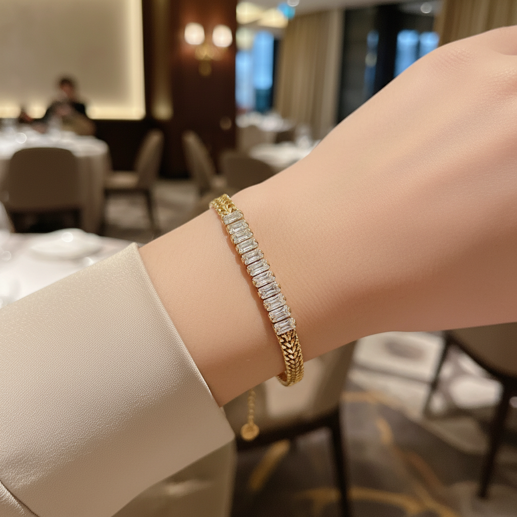 ⚡🚚Βραχιόλι “Baguette Glow Chain” – Ατσάλι με κρύσταλλα baguette