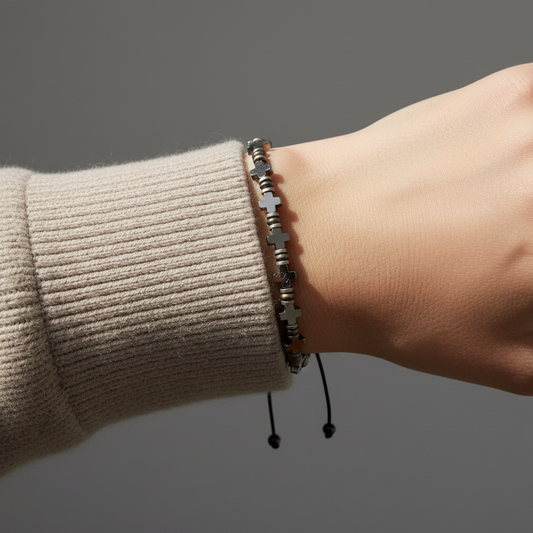 Χειροποίητο βραχιόλι με σταυρούς και αιματίτη – αυξομειούμενο – So Cute by Dimi