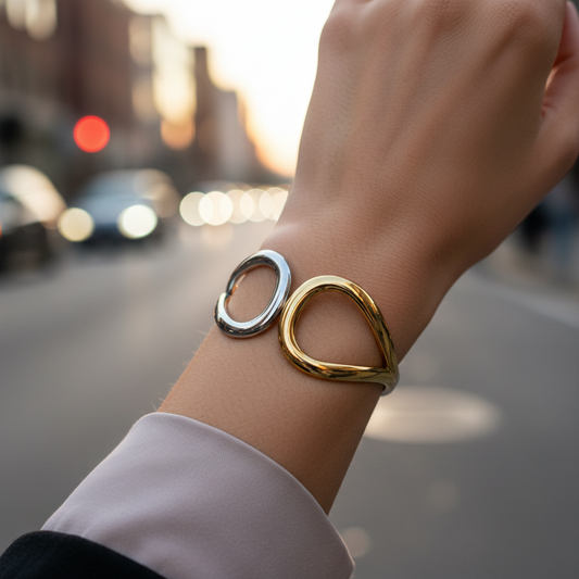 Ατσάλινη διχρωμική wave χειροπέδα σε χρυσό και ασημί – So Cute by Dimi