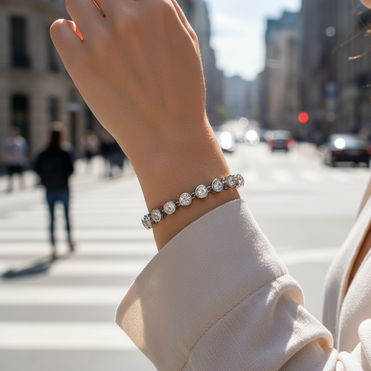 ⚡🚚 Celeste Bracelet – Gold / Silver Stainless