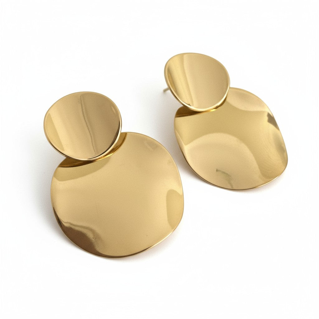 Ατσάλινα σκουλαρίκια 4 εκ. με μοντέρνο sculptural design σε χρυσό, ασημί & δίχρωμο So Cute by Dimi