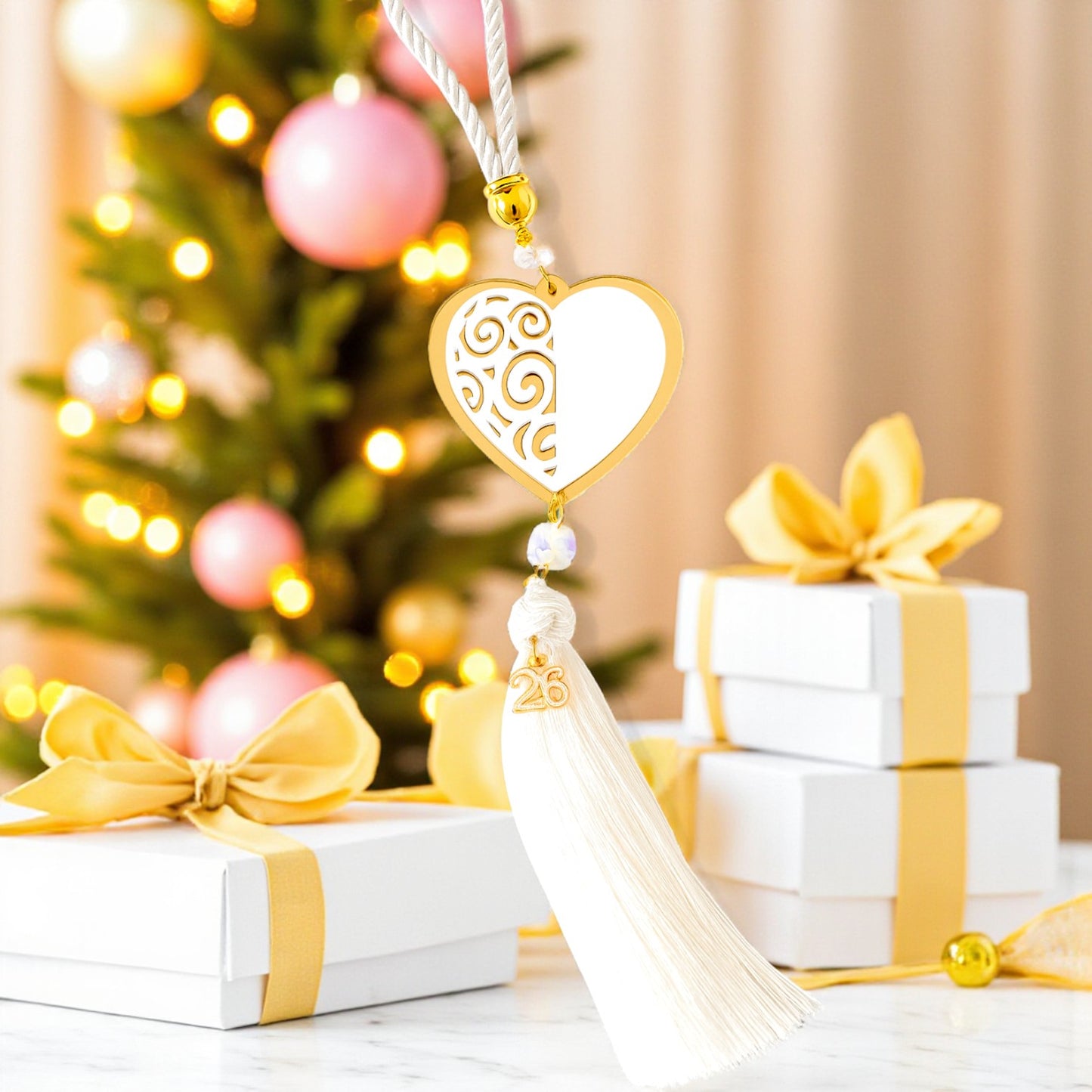 🤍✨ Καρδιά με Κρύσταλλα – Χειροποίητο Κρεμαστό Γούρι 2026