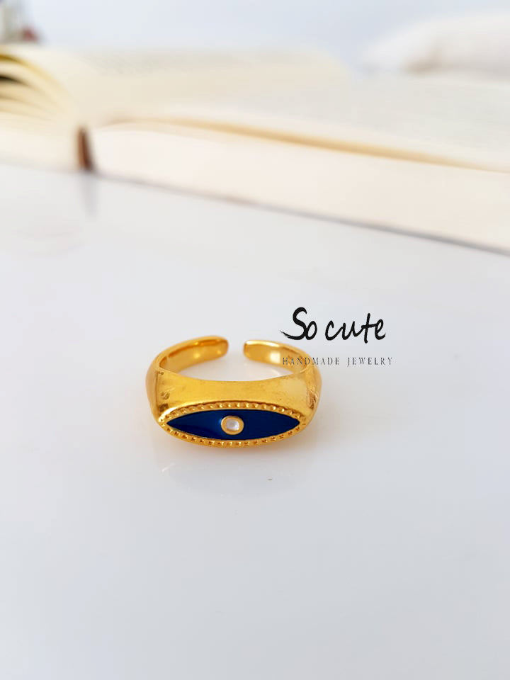 Evil eye oval ring in a package of 4 pieces